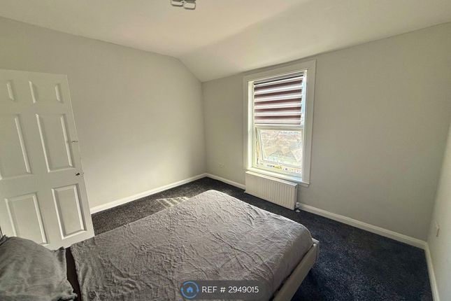 Upper Maisonette, Percival Terrace Dover Ct, Dover photo 3