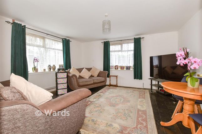 2-bed bungalow on 46, Vauxhall Avenue, Herne Bay, £230,000
