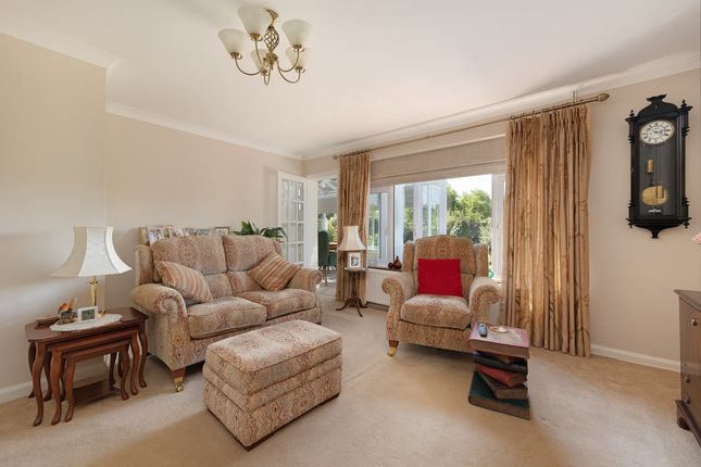 22 Cliff Avenue, Herne Bay photo 4