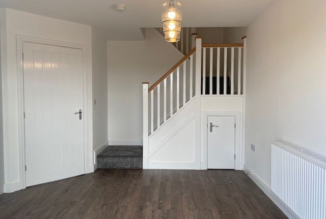 52, Thames Avenue, Leigh, Greater Manchester photo 5