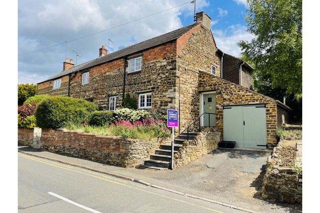 Thumbnail Cottage for sale in Water Lane, Wootton, Northampton