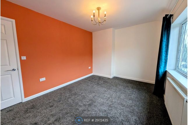 Weetworth Avenue, Castleford photo 4