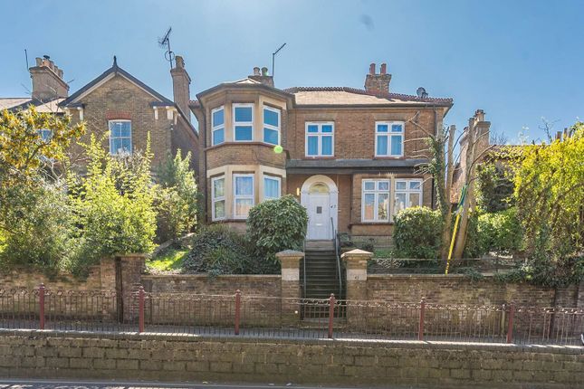 Chalk Hill, WD19, Bushey photo 2