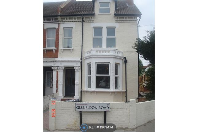 Thumbnail Flat to rent in Gleneldon Road, London
