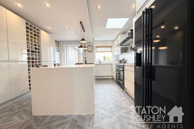 4 Radnor Place, Mansfield photo 4