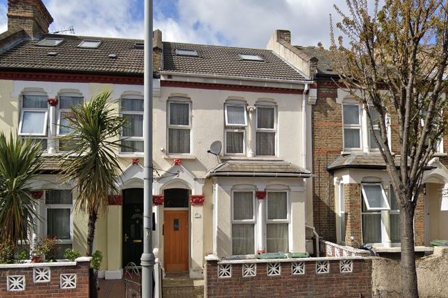 Terraced house for sale in High Road Leyton, London