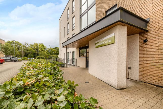 Thumbnail Flat for sale in St Andrews Way, Bearsden, Glasgow