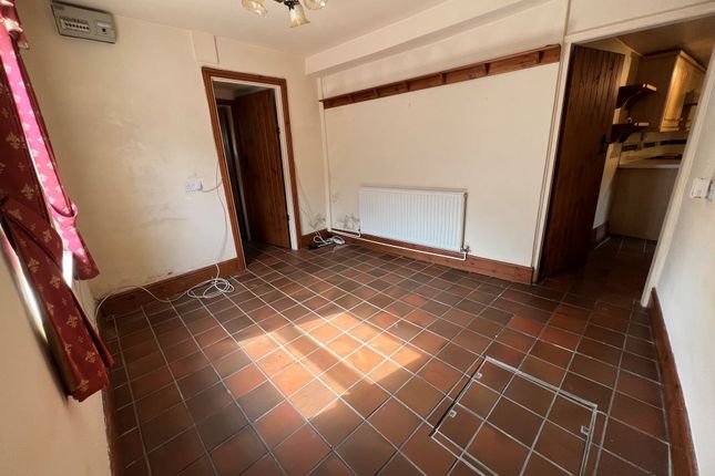 23, The Wharfage, Telford photo 4