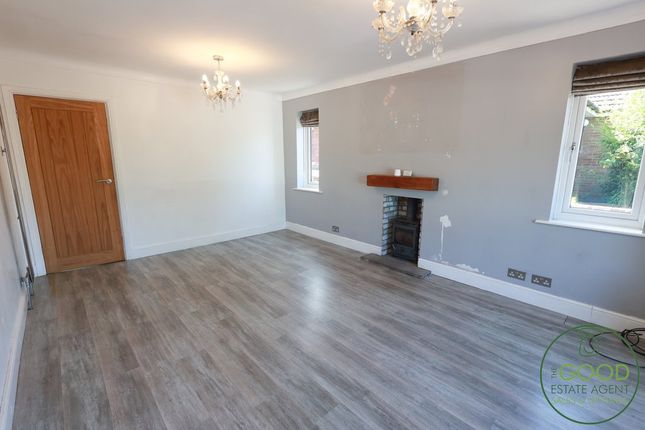 15, Moss House Road, Preston photo 4