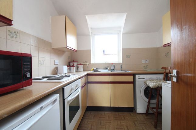 54 Pebble Court, Paignton photo 3