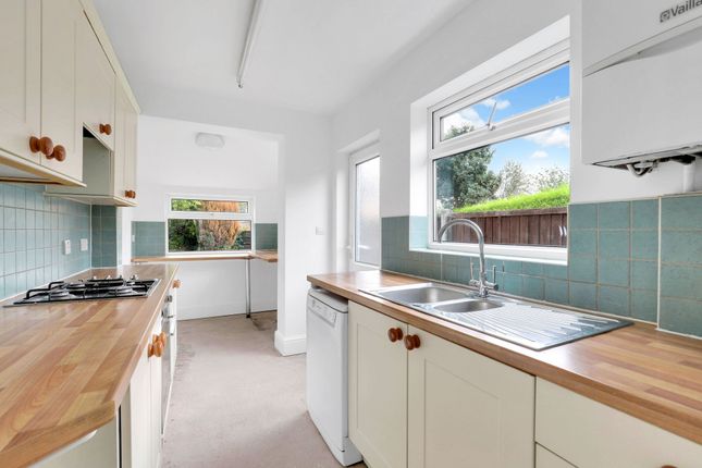 2 Bentinck Avenue, Nottingham photo 4
