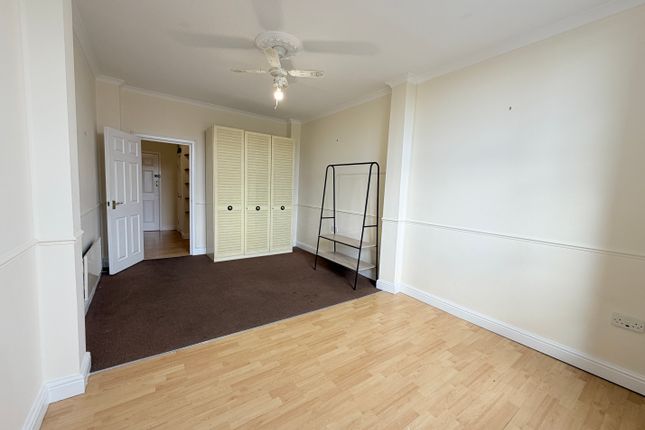 40, Victoria Apartments, Padiham photo 4