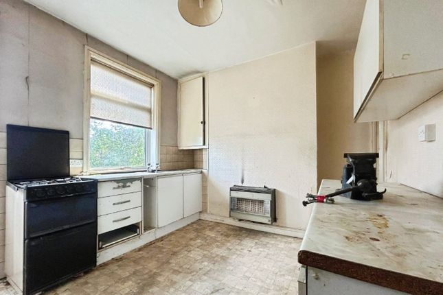 13, Stonefall Avenue, Harrogate photo 3