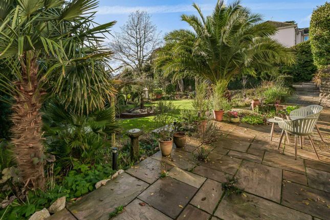 The Gardens, Middle Warberry Road, Torquay photo 2