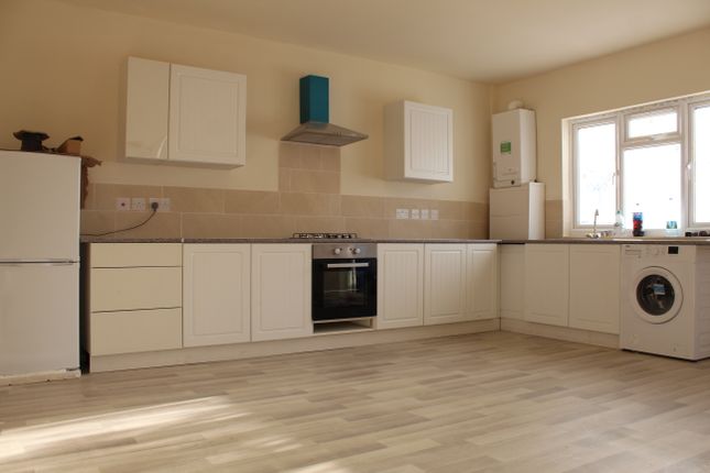 1 Bedroom Flats To Let In Cheshunt Primelocation