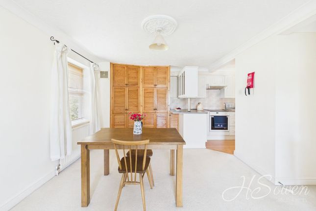 flat 5 Fernlea, Mill Lane, Torquay photo 4