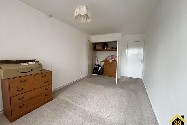 Flat for sale in Cannock Road, Heath Hayes, Staffordshire