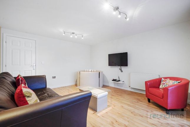 1, Augusta Court, 175, Great North Way, Hendon photo 3