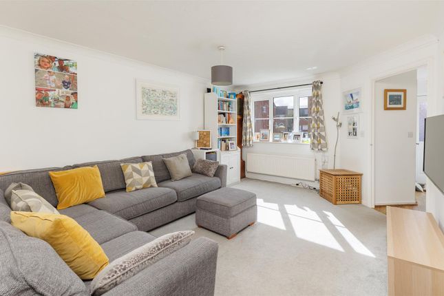 44, Seaview Road, Cowes photo 2