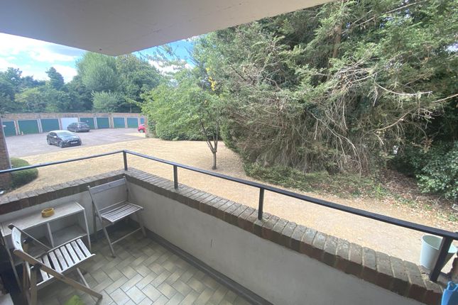 22, Sherland Court, Radlett photo 4