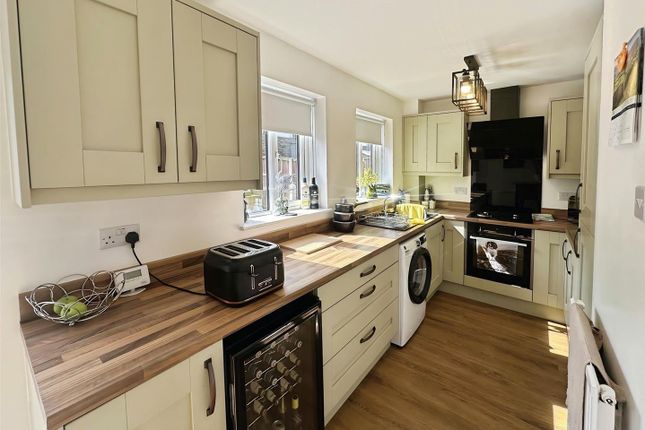12, The Shires, Mansfield photo 3