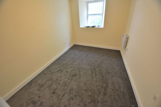 Flat for sale in Cemetery Road, Porth