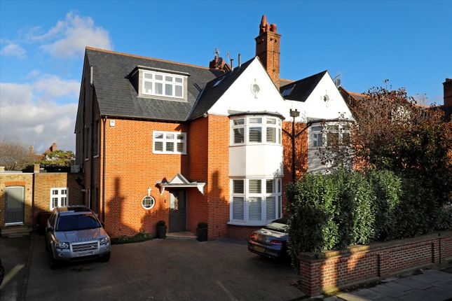 Thumbnail Detached house for sale in Courthope Road, London