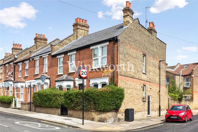 2a, Dunloe Avenue, London photo 4