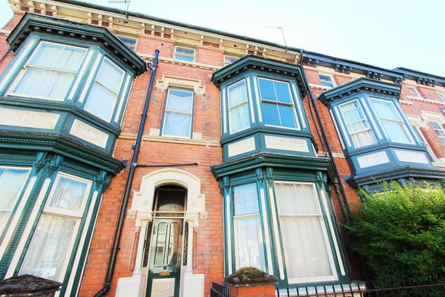 Thumbnail Flat to rent in St James Road, Leicester