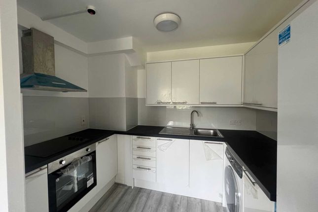 Thumbnail Flat to rent in Cressy Court, Hammersmith, London