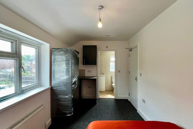 1-bed house on 576, Aldridge Road, Birmingham, £43/mo