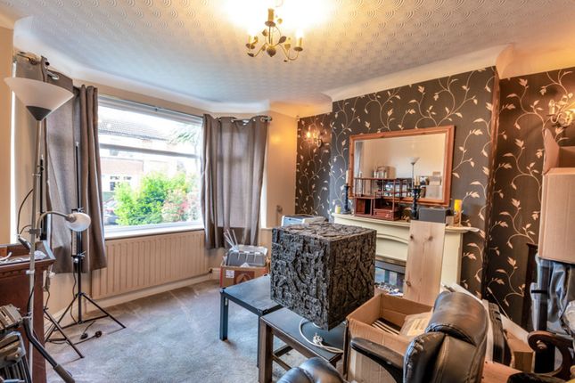 35 Harewood Avenue, Retford photo 2