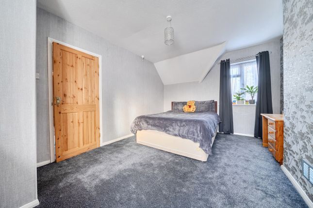 220, Shinfield Road, Berkshire photo 2