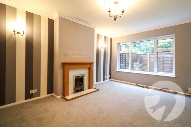 23, Ely Close, Erith photo 2
