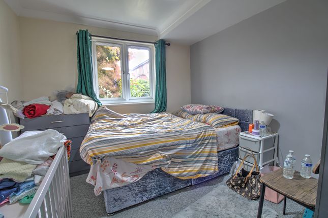 4, Lime Tree Place, Ipswich photo 4