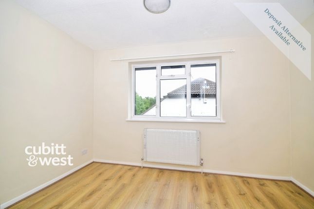 Aveling Close, Purley photo 4