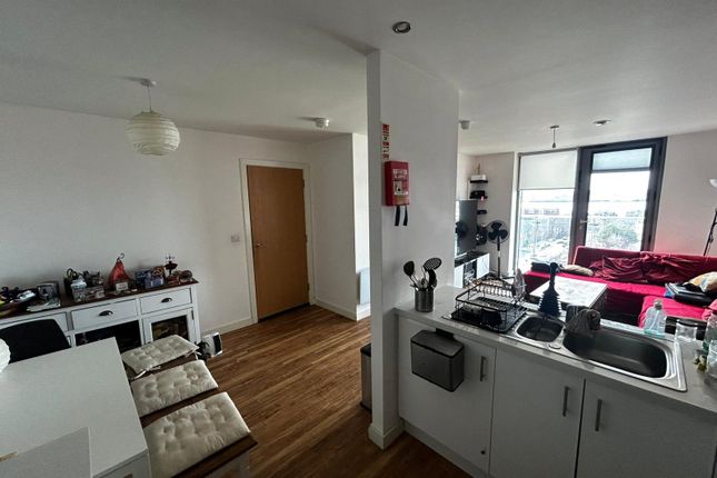 Apartment 707, 11, Plaza Boulevard, Merseyside photo 3