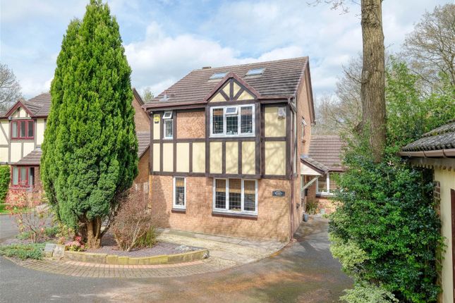 Thumbnail Detached house for sale in Plymouth Close, Headless Cross, Redditch