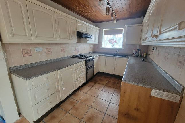 5, Maes Yr Haf, Llanelli photo 3