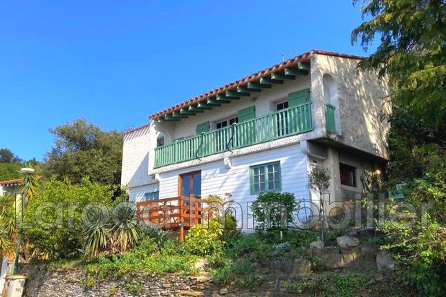 Thumbnail Villa for sale in Laroque-Des-Albères, Pyrénées-Orientales, Languedoc-Roussillon