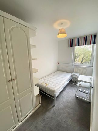 Thumbnail Room to rent in Fulham Road, London