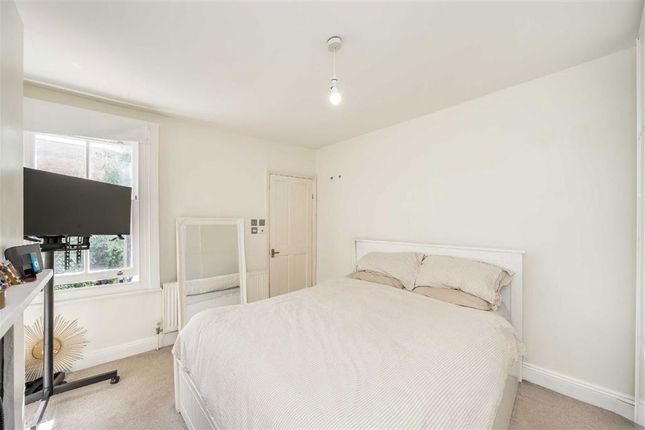 111, Sandycombe Road, Kew photo 4