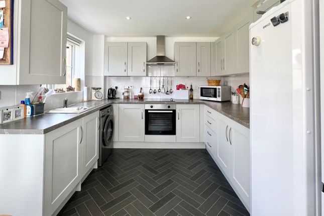 17, Grange View, Scunthorpe photo 3