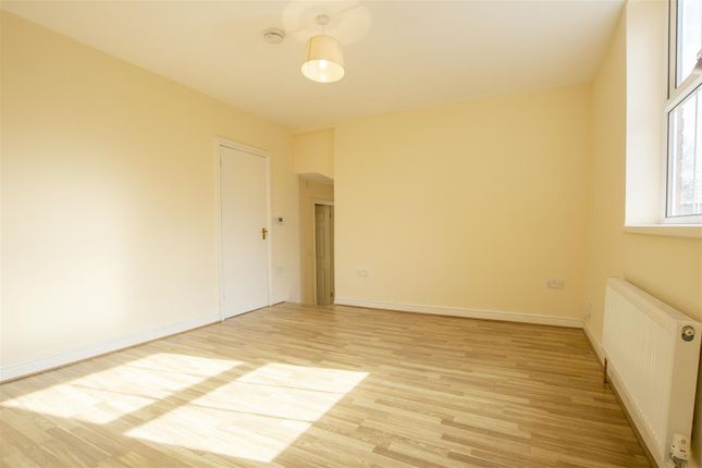 Living Room 1 A.Jpg