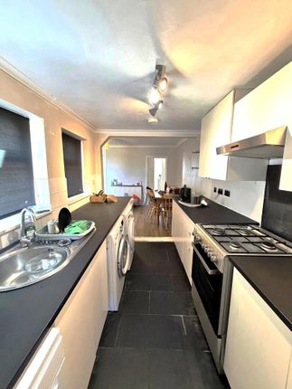 17, Burnsfield Street, Chatteris photo 4