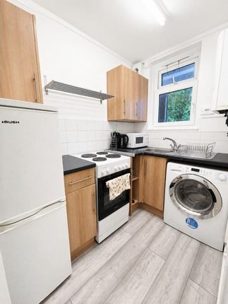 37, Balman House, Surrey Quays photo 5
