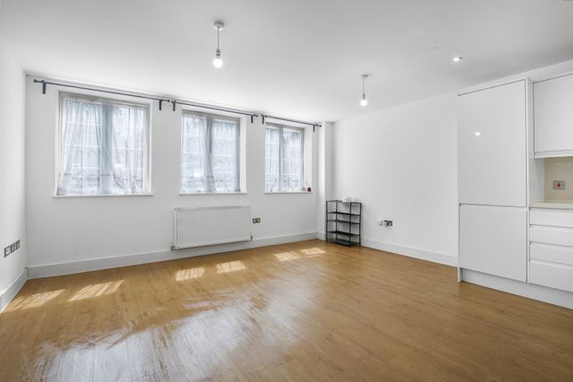1 Shade apartments, 29, Beech Avenue, Sanderstead photo 3