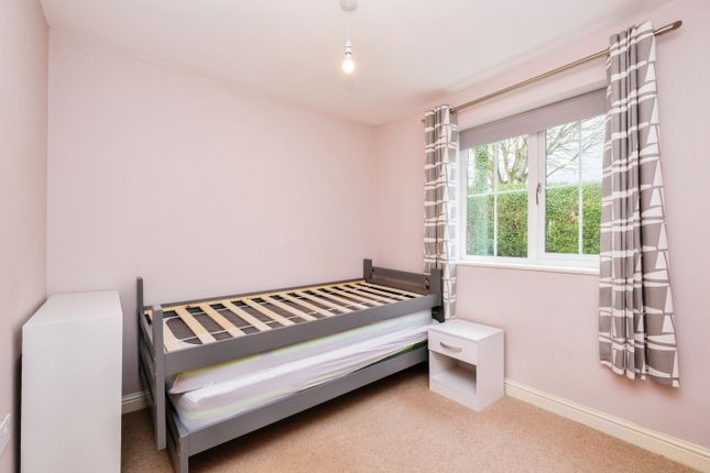 Flat for sale in Tower Crescent, Tadcaster