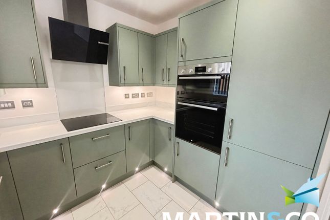 2, Heath Way, Wakefield photo 3