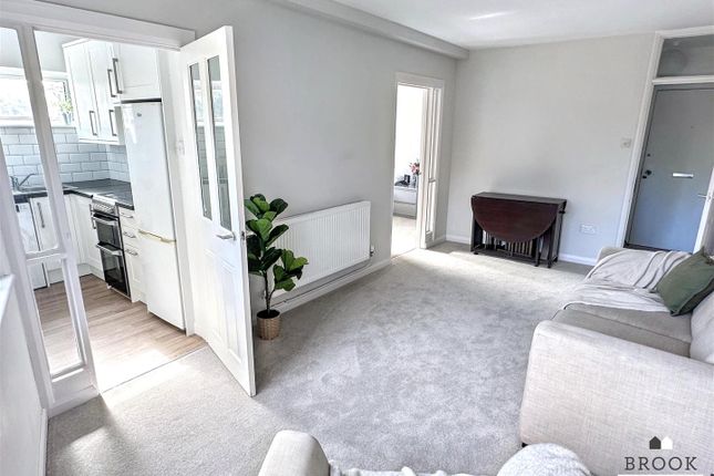 Flat 5, Egerton House, Buxton Road, Eastbourne photo 3